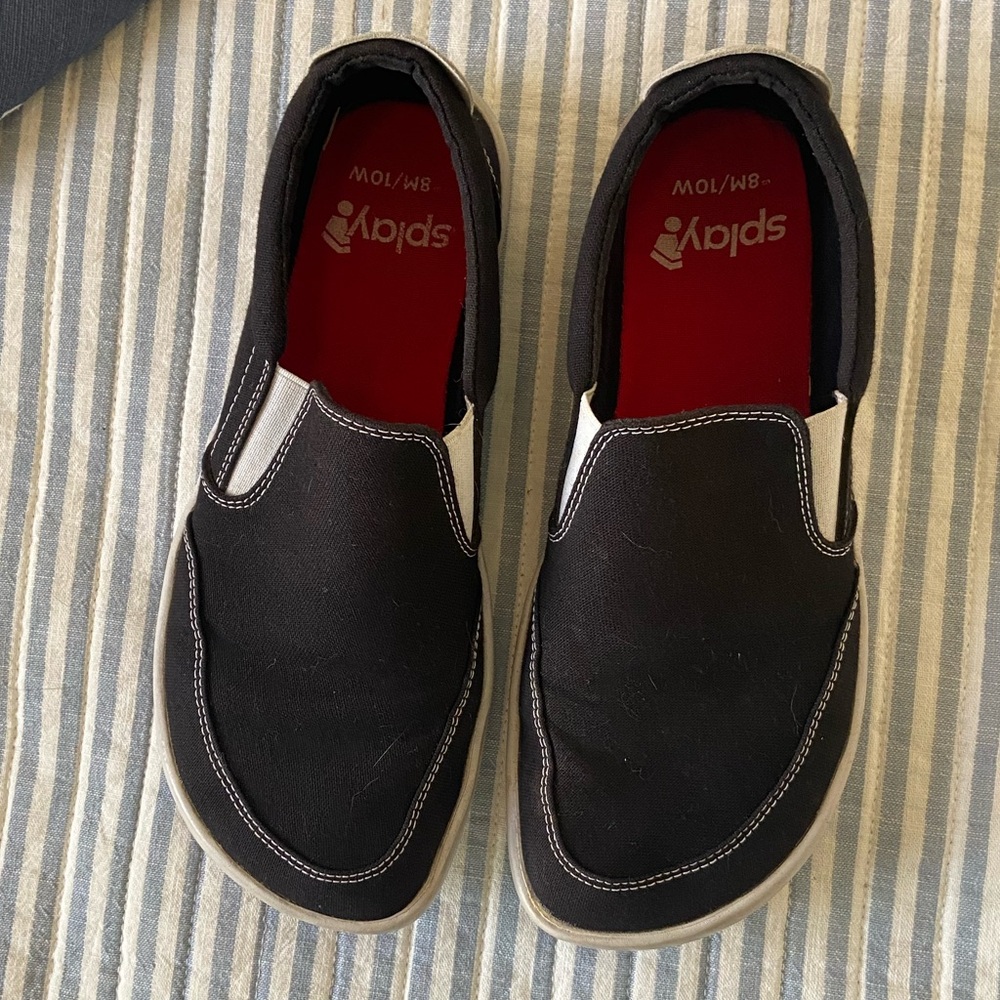 Splay slip-ons
